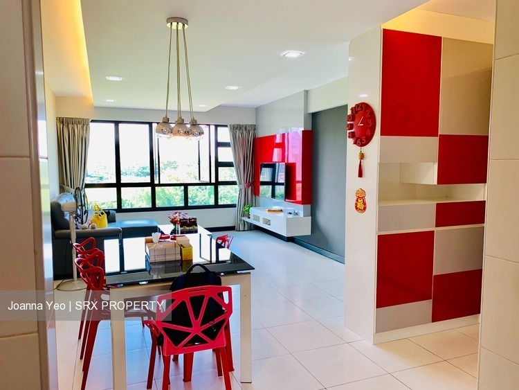 Yishun Street 31 thumbnail photo